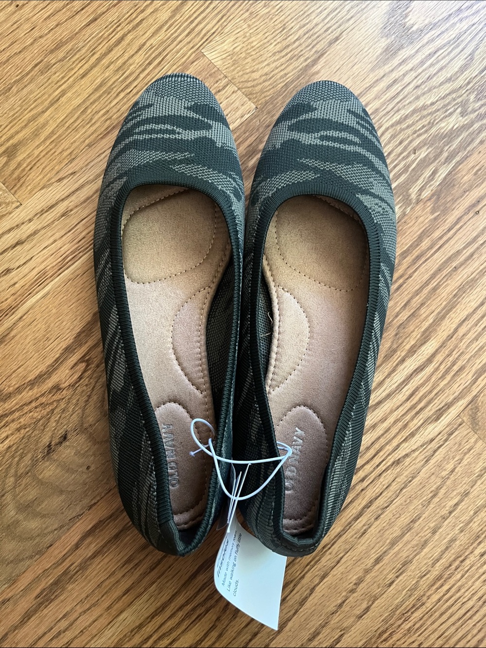 Old Navy Olive Green Camouflage Knit Slip-On Flats